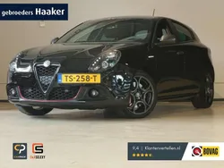 Zwart Gebruikt 2018 Alfa Romeo Giulietta Super Hatchback | € 18.400 (Eerlijke prijs)