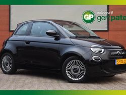 Zwart Gebruikt 2023 Fiat 500e Icon Hatchback | € 16.900 (Goede deal)