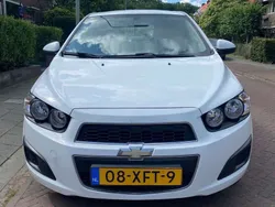 Wit Gebruikt 2012 Chevrolet Aveo LT Hatchback | € 2.600 (Goede deal)