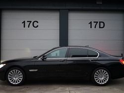 Zwart Gebruikt 2013 BMW 750 Executive Sedan | € 25.900