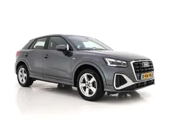 Daytona gray pearl (grijs metallic) Gebruikt 2021 Audi Q2 S-Line SUV | € 17.445 (Iets duurder)