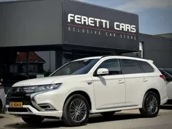 Wit Gebruikt 2019 Mitsubishi Outlander P-HEV Edition SUV | € 22.900 (Eerlijke prijs)