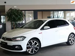 Wit, metallic lak Gebruikt 2019 VW Polo Beats Hatchback | € 19.950 (Goede deal)
