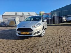 Grijs (metallic) Gebruikt 2016 Ford Fiesta Hatchback | € 6.995 (Goede deal)