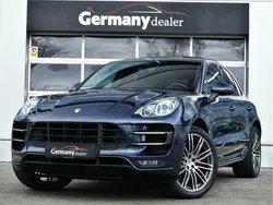 Blauw, metallic lak Gebruikt 2014 Porsche Macan Turbo SUV | € 49.899