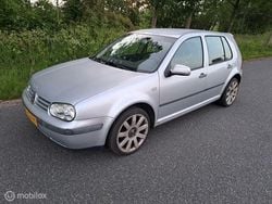 Grijs Gebruikt 2000 VW Golf IV Trendline Hatchback | € 875 (Goede deal)