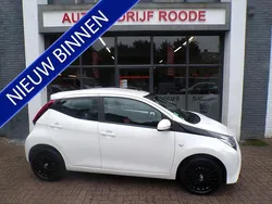 Wit Gebruikt 2019 Toyota Aygo Hatchback | € 12.450 (Eerlijke prijs)