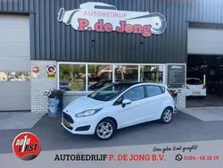 Wit, andere lak Gebruikt 2014 Ford Fiesta Style Hatchback | € 5.875 (Goede deal)