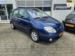 Blauw Gebruikt 2001 Renault Scénic Expression MPV | € 1.450 (Eerlijke prijs)