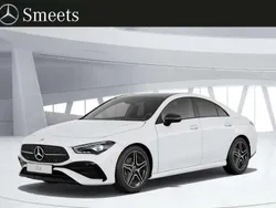 Wit Nieuw 2024 Mercedes CLA180 AMG line Sedan | € 48.950