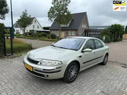 Geel Gebruikt 2003 Renault Laguna II Hatchback | € 999 (Goede deal)