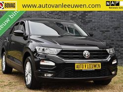 Zwart Gebruikt 2018 VW T-Roc SUV | € 18.420 (Eerlijke prijs)