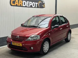 Rood Gebruikt 2003 Citroën C3 Exclusive Hatchback | € 1.899 (Eerlijke prijs)