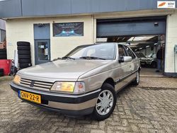Bruin Gebruikt 1987 Peugeot 405 Sedan | € 3.950