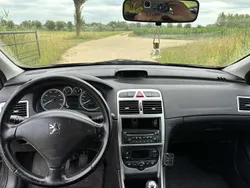 Zwart Gebruikt 2002 Peugeot 307 Hatchback | € 1.250 (Iets duurder)