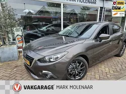 Bruin Gebruikt 2016 Mazda 3 Hatchback | € 17.950 (Duur)