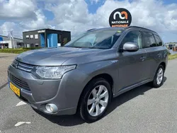 Grijs Gebruikt 2014 Mitsubishi Outlander P-HEV Edition SUV | € 4.999 (Super prijs)