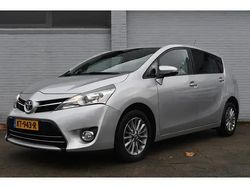 Grijs Gebruikt 2016 Toyota Verso Limited MPV | € 15.999 (Eerlijke prijs)