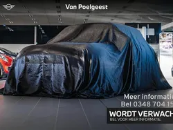 Midnight black Gebruikt 2021 Mini Cooper Hatchback | € 21.795 (Eerlijke prijs)