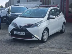 Wit Gebruikt 2017 Toyota Aygo Hatchback | € 9.450 (Iets duurder)