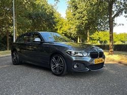 Grijs Gebruikt 2019 BMW 120 Hatchback | € 20.950 (Super prijs)