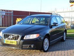 Grijs Gebruikt 2009 Volvo V70 Stationwagen | € 3.450 (Eerlijke prijs)