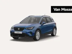 Blauw, metallic lak Nieuw 2025 Seat Arona Style SUV | € 30.630 (Duur)