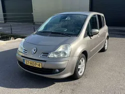 Beige Gebruikt 2008 Renault Grand Modus Dynamique MPV | € 3.500 (Goede deal)