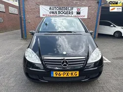 Zwart Gebruikt 2005 Mercedes A170 Classic MPV | € 2.250 (Eerlijke prijs)