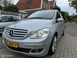 Grijs Gebruikt 2005 Mercedes B200 MPV | € 3.950 (Eerlijke prijs)