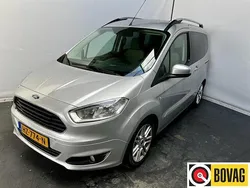 Grijs Gebruikt 2015 Ford Tourneo Courier Titanium MPV | € 11.750 (Eerlijke prijs)