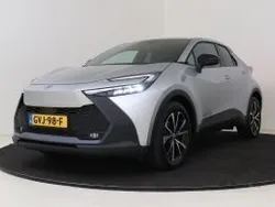 Grijs metallic Gebruikt 2025 Toyota C-HR Edition SUV | € 39.945