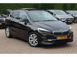 Zwart Gebruikt 2019 BMW 225 Active Tourer iPerformance MPV | € 19.750 (Eerlijke prijs)