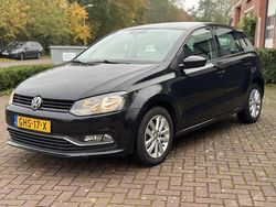 Zwart Gebruikt 2017 VW Polo Highline Hatchback | € 9.999 (Eerlijke prijs)