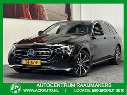 Zwart, metallic lak Gebruikt 2021 Mercedes E300 Avantgarde Stationwagen | € 30.740 (Goede deal)