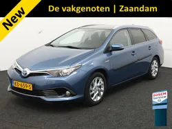 Blauw Gebruikt 2016 Toyota Auris Hybrid Trend Stationwagen | € 13.750 (Goede deal)