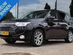 Zwart Gebruikt 2014 Mitsubishi Outlander P-HEV Instyle SUV | € 9.950 (Goede deal)