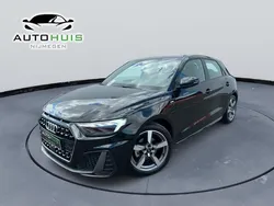 Zwart Gebruikt 2021 Audi A1 Sportback Proline Hatchback | € 26.745 (Iets duurder)