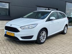 Wit Gebruikt 2016 Ford Focus Stationwagen | € 8.950 (Eerlijke prijs)