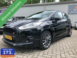 Zwart Gebruikt 2017 Ford Fiesta Titanium Hatchback | € 10.490 (Goede deal)