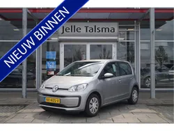 Grijs, metallic lak Gebruikt 2017 VW up! move up! Hatchback | € 7.745 (Eerlijke prijs)