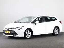 Pure white (licht wit) Gebruikt 2021 Toyota Corolla Active Stationwagen | € 18.345 (Eerlijke prijs)