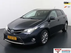 Grijs Gebruikt 2013 Toyota Auris Hybrid Hatchback | € 10.450 (Eerlijke prijs)
