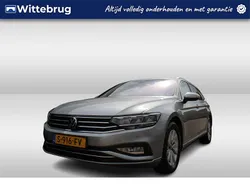 Grijs Gebruikt 2023 VW Passat Business Stationwagen | € 29.950 (Goede deal)