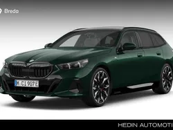 Overig Nieuw 2024 BMW 550e Comfort Edition Stationwagen | € 120.614