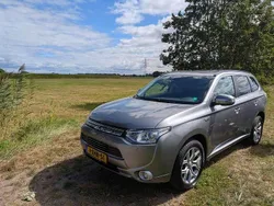 Grijs Gebruikt 2014 Mitsubishi Outlander P-HEV Edition SUV | € 7.800 (Eerlijke prijs)
