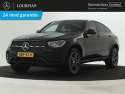 Zwart, metallic lak Gebruikt 2021 Mercedes GLC300 AMG Coupé | € 53.950 (Eerlijke prijs)