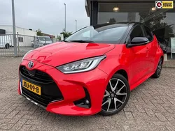 Rood Gebruikt 2022 Toyota Yaris Executive Hatchback | € 23.495 (Goede deal)
