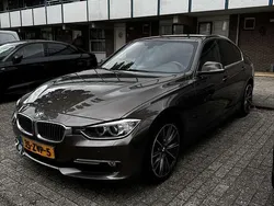 Bruin Gebruikt 2013 BMW 316 Luxury Line Sedan | € 12.499 (Eerlijke prijs)