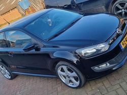 Zwart Gebruikt 2011 VW Polo Comfortline Hatchback | € 2.950 (Goede deal)